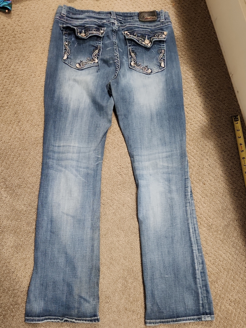 Grace In LA Womenโs Light Blue Embroidered Back Pocket Jeans Sz 33